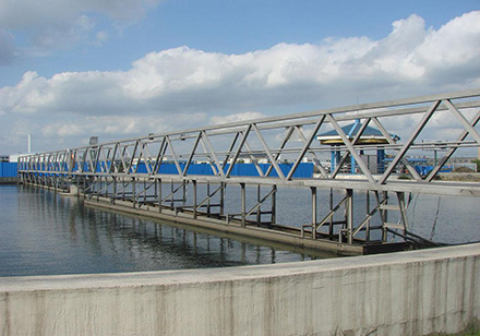 山東紙廠刮泥機設備